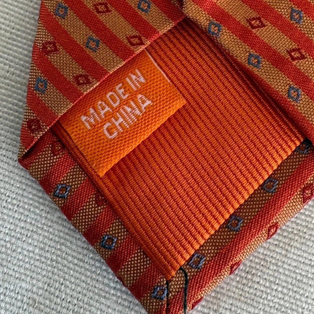 Tallia Mens Orange Red Striped Geometric 100% Silk Necktie 3.25 Inch 121148‎